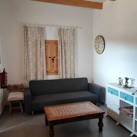 Casa Del Maquinista * Aguatona